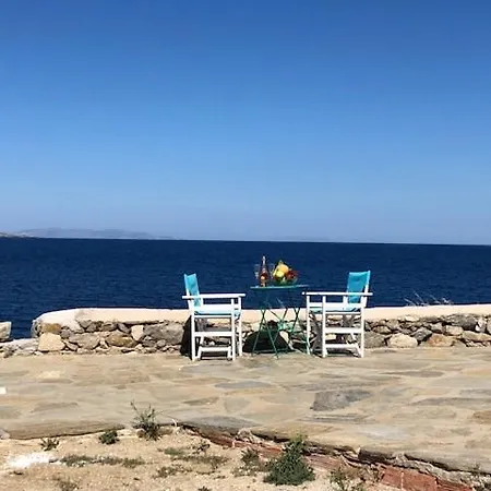 Maison d'hôtes Poseidon Secret Blue Pools 3*