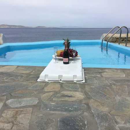 Poseidon Secret Blue Pools Maison d'hôtes 3*